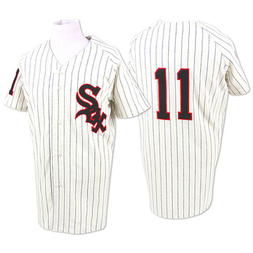 Authentic Luis Aparicio Men's Chicago White Sox Cream 1959 Throwback Jersey
